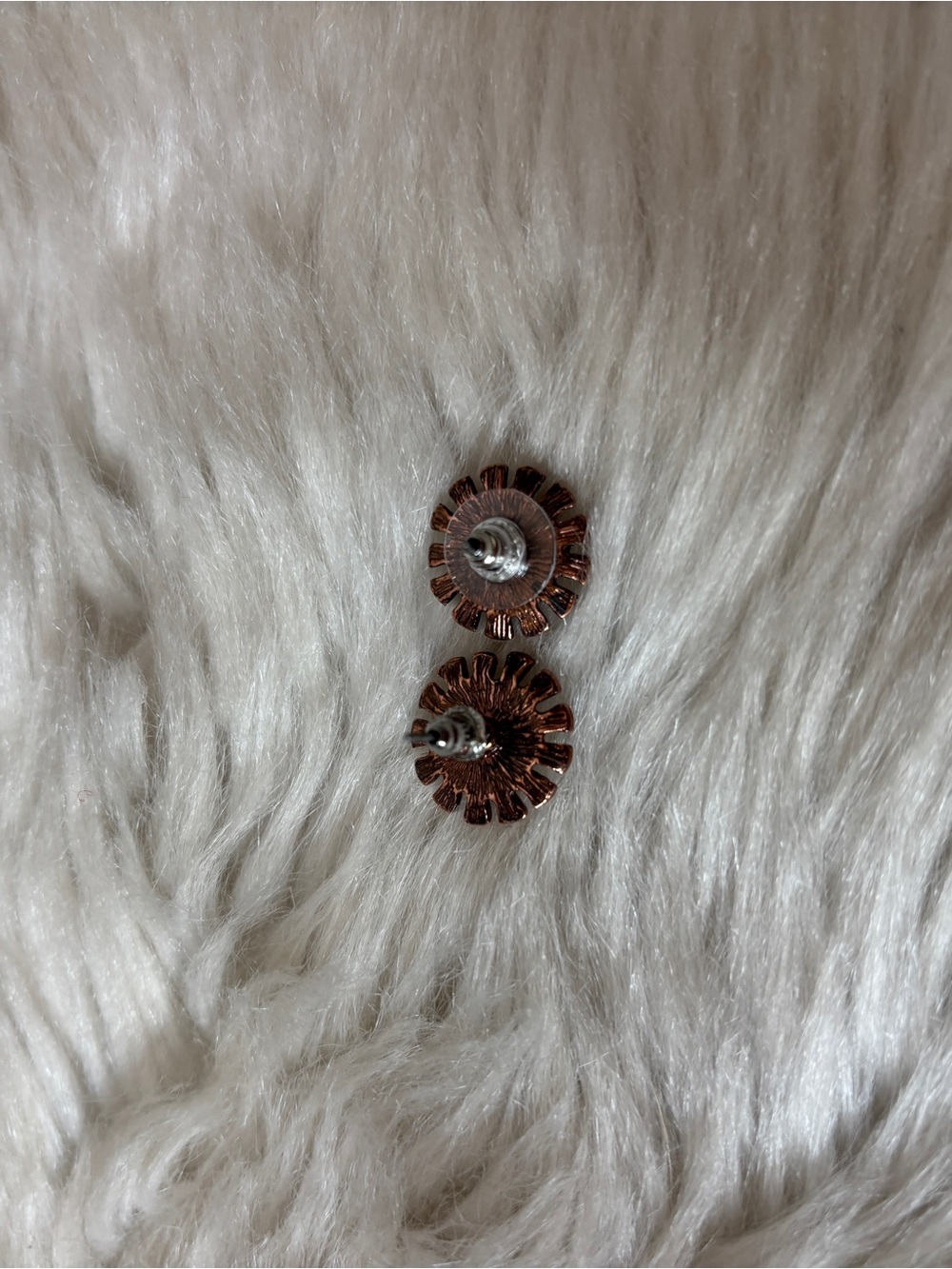 Boho Rustic Gold Tone Flower Rhinestone Stud Earrings - Picture 3 of 5